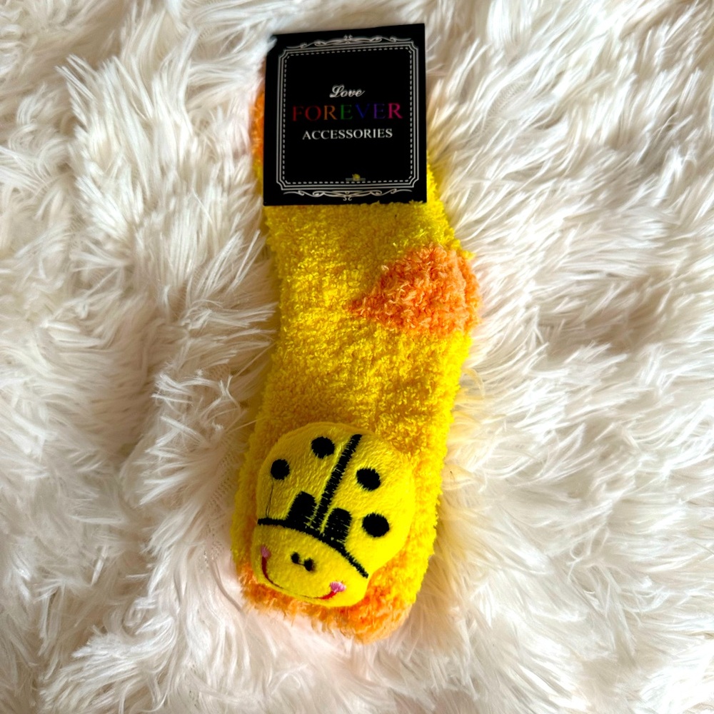 🆕 toddler Bee fleece socks